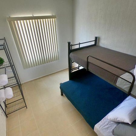Appartamento Departamento Equipado Cancún Esterno foto
